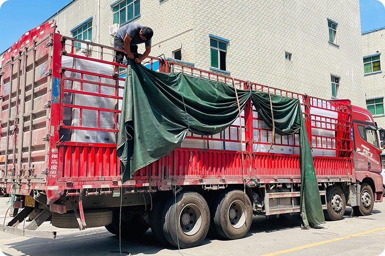 半導體設(shè)備廠家